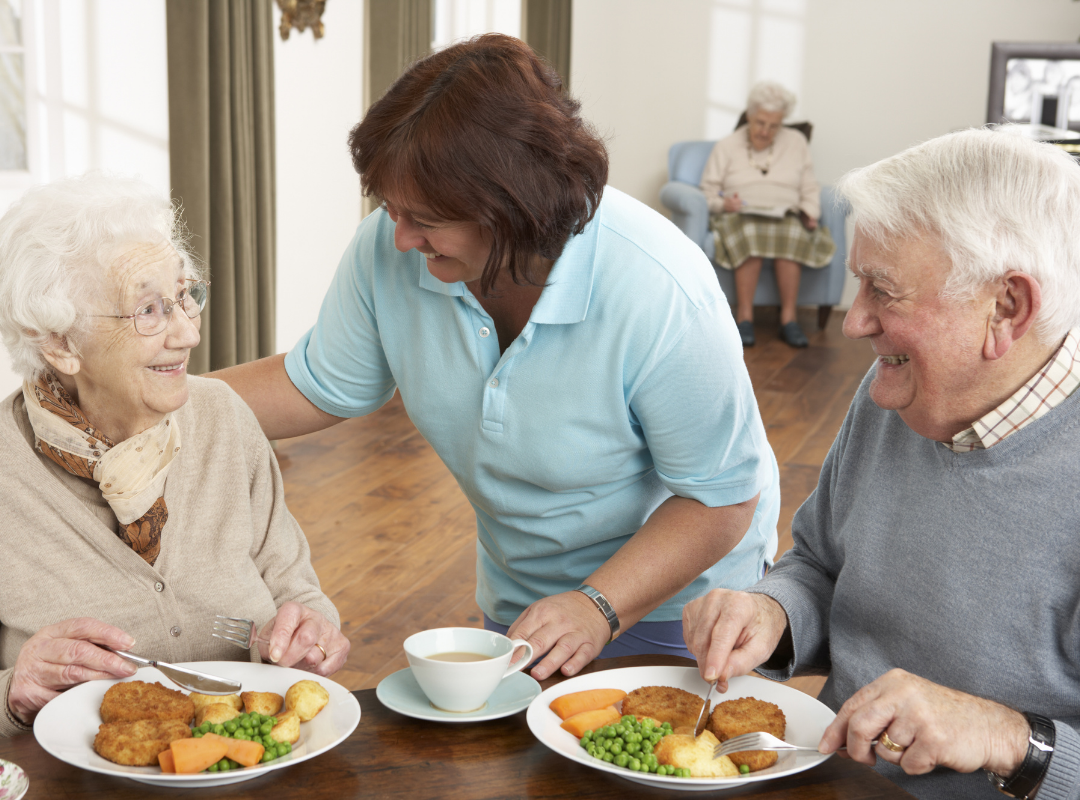 senior living dining